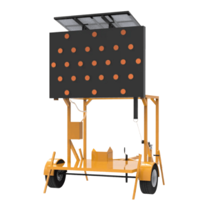 Remolque con Flechero funciona como una señal luminosa de destello para a los conductores, indicando desvíos, carriles cerrados o zonas de trabajo.